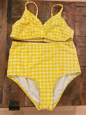 Yellow Gingham High-Waist Swim Set M